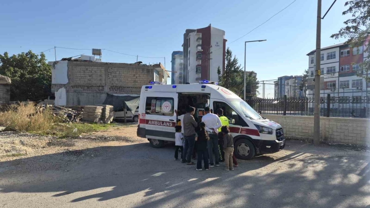 Bisiklet Otomobile Çarptı: 1 Yaralı
