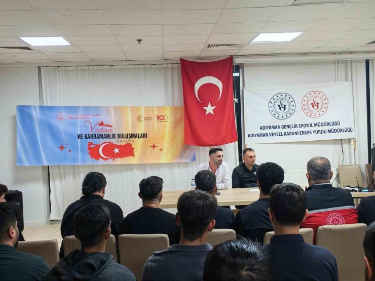 Öğrenci Yurdunda "vatan Ve Kahramanlık Buluşmaları" Gerçekleştirildi