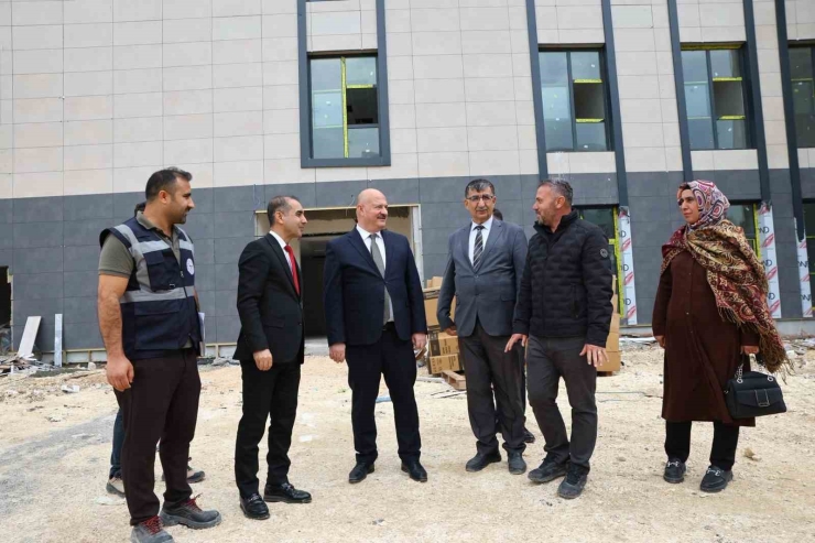 Vali Küçük Sağlık Yatırımları Yerinde İncelendi