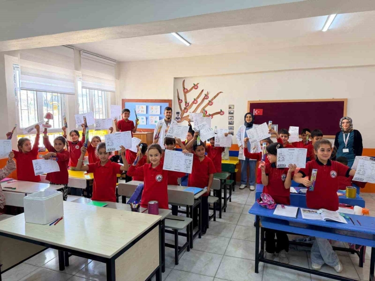 Kâhta’da Köy Okullarındaki Öğrencilere Ağız Ve Diş Sağlığı Eğitimi