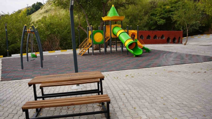 Kahta Ebu Sadık Ziyareti Modern Bir Görünüme Kavuştu