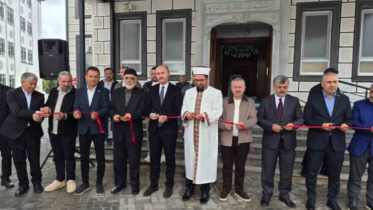 Adıyaman’da Giresun Karaoğlanoğlu Kardeşler Camisi Ve Kur’an Kursu Açıldı